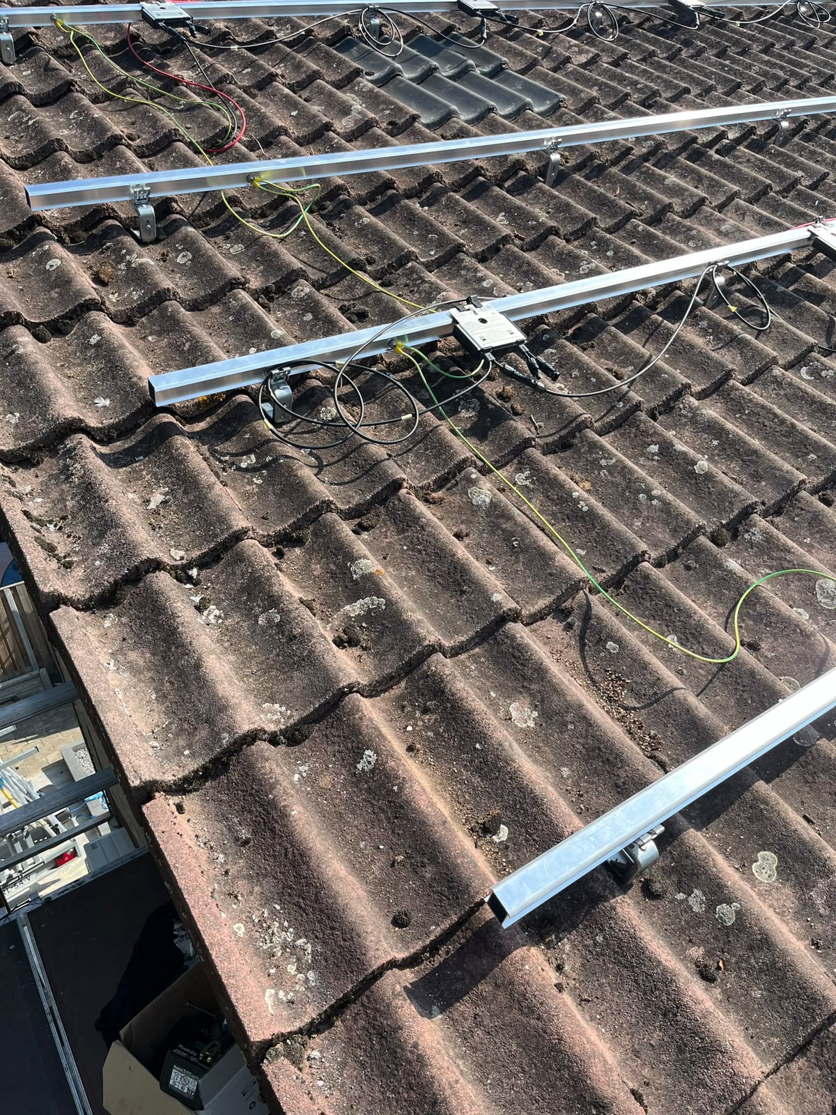 Montage van zonnepanelen